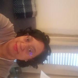 Meet your Posher, Valerie